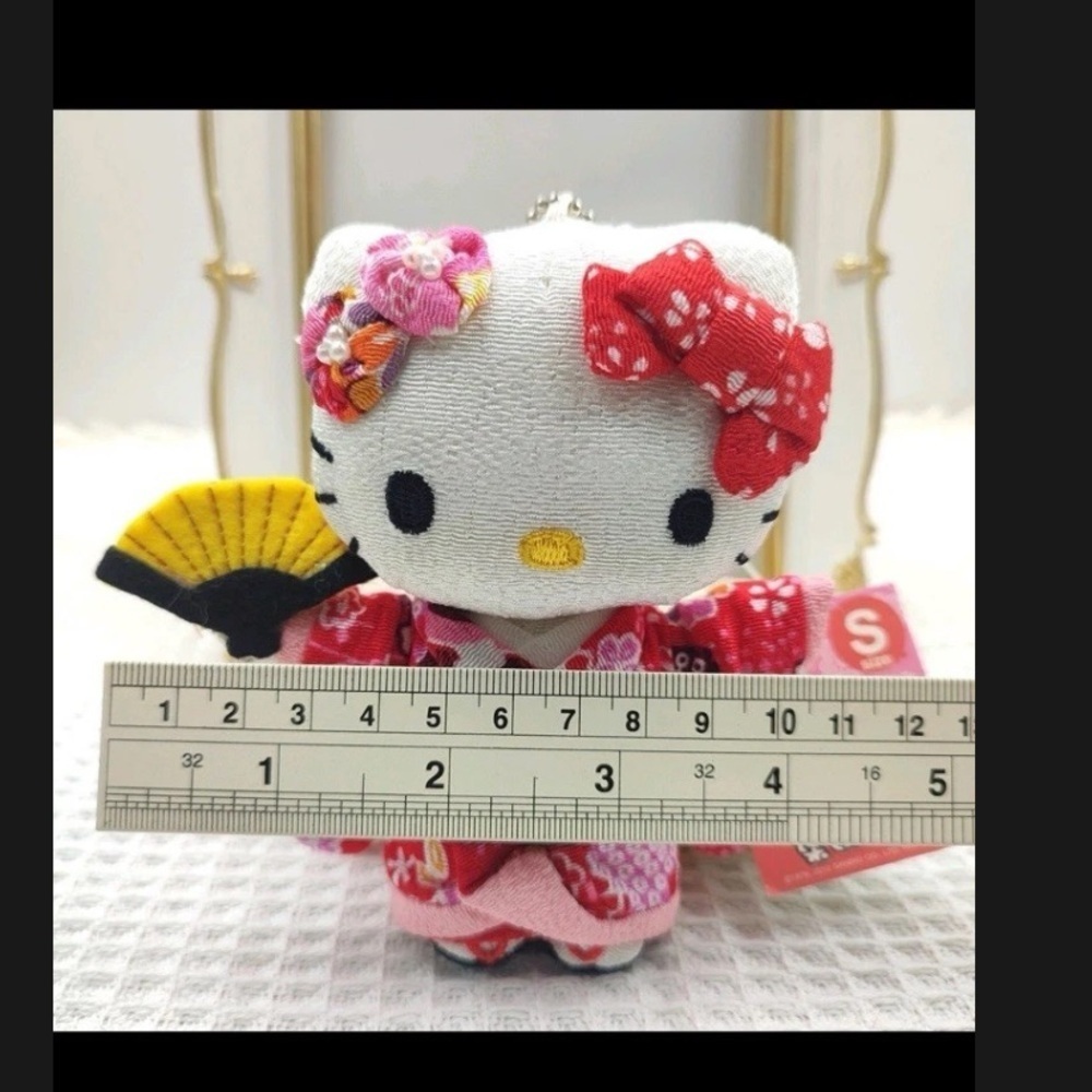Sanrio Hello Kitty Plush Keychain Japan Exclusive Pink Cherry Blossom Kimono - Picture 5 of 5
